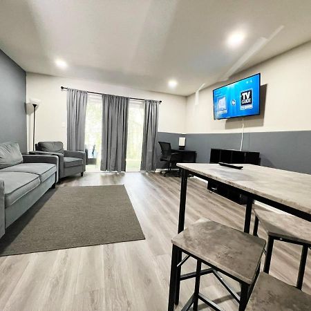The Lux 28 Tvs Every Room Free Wifi Atlanta Eksteriør billede